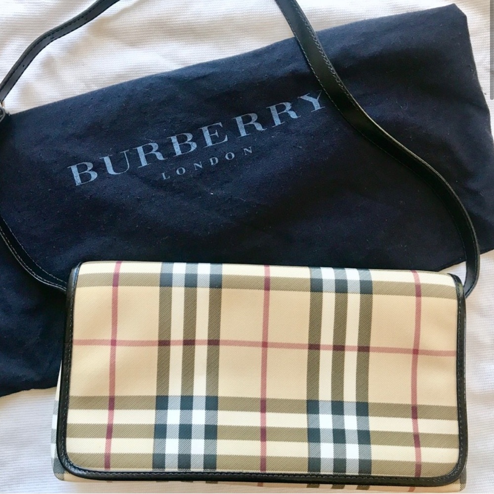 Burberry Cream and Black Shoulder Bag with Iconic Design Y2K HTF